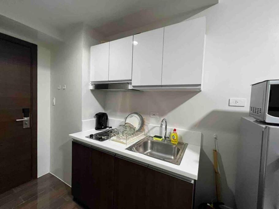Air Residences - 1Bedroom Unit With Balcony - Wifi & Netflix Manila Exterior foto